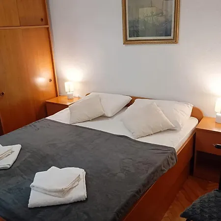 Helena Apartment