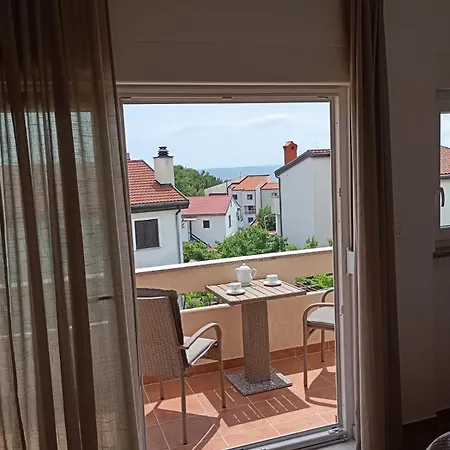 Helena 3* Krk Town